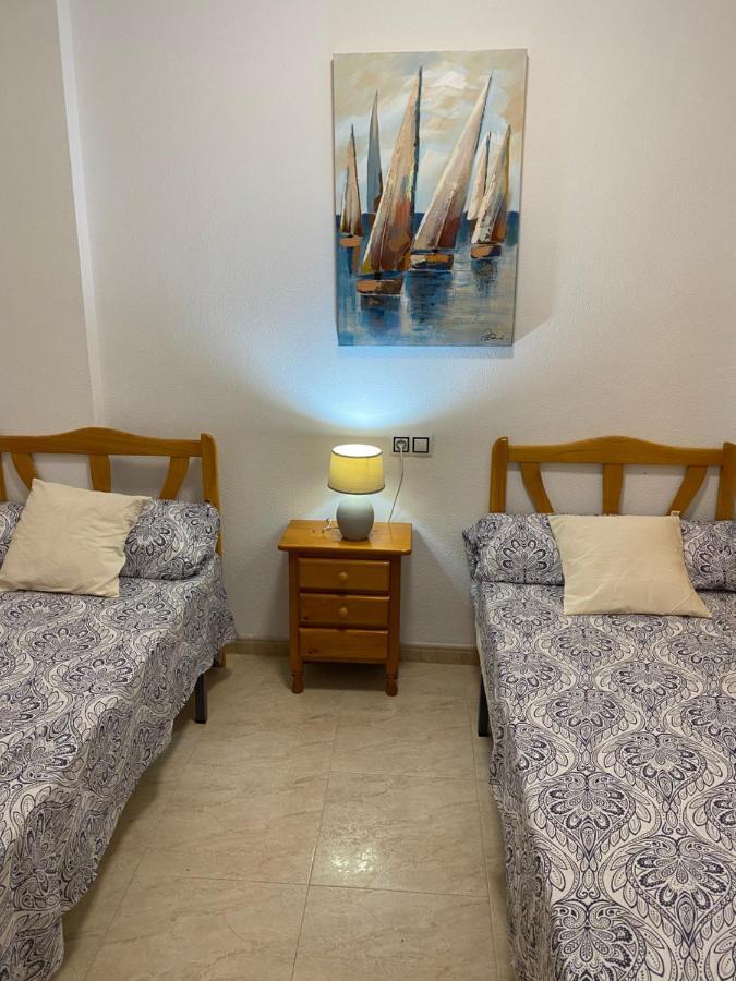 Amazing 2-Bedrooms Apartment With Pool Torrevieja Center Exteriör bild